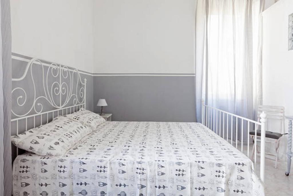 רומא Domus Merulana Bed And Breakfast חדר תמונה